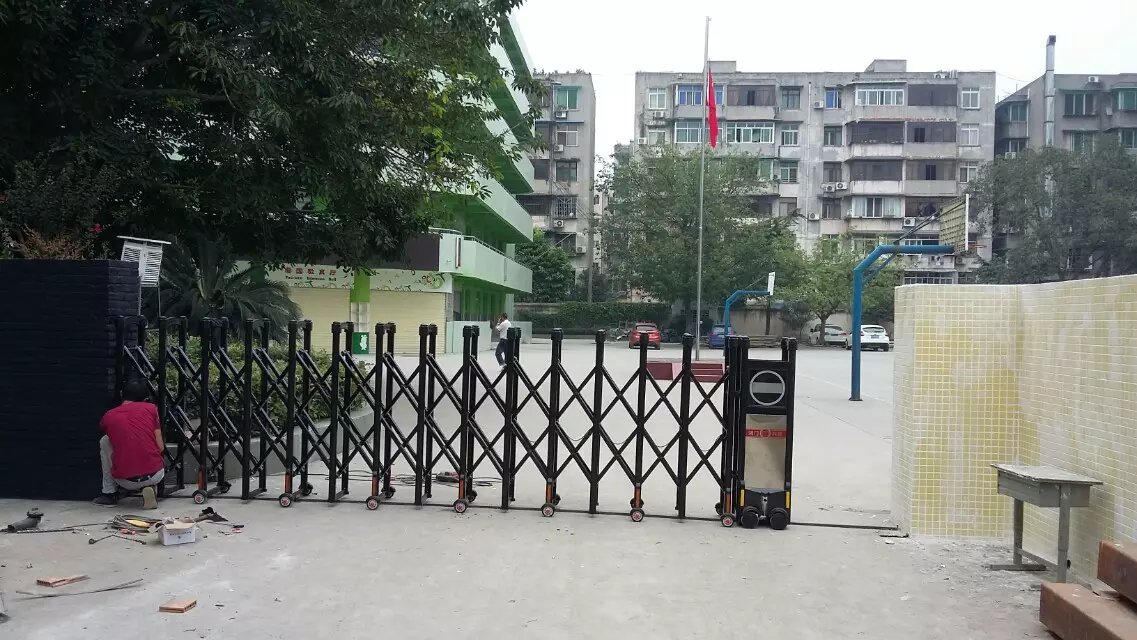 邢台开发区邢台开发区深圳市伸缩门